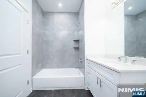 12-01 River Road 208, Fair Lawn, NJ 07410 — photo 9