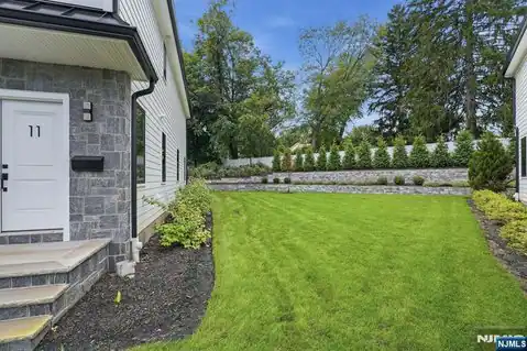11 Fey Place, Oradell, NJ 07649 — photo 3