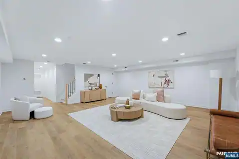 11 Fey Place, Oradell, NJ 07649 — photo 30