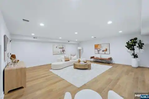 11 Fey Place, Oradell, NJ 07649 — photo 31