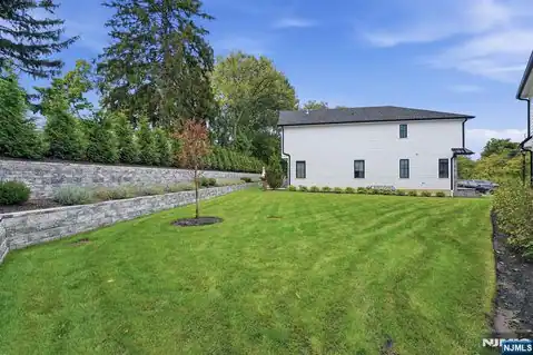 11 Fey Place, Oradell, NJ 07649 — photo 36