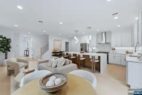 11 Fey Place, Oradell, NJ 07649 — photo 5