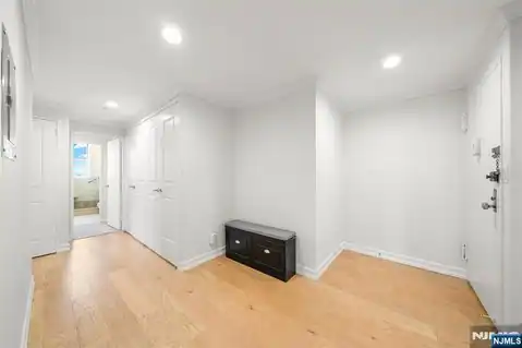 2200 N Central Road 11E, Fort Lee, NJ 07024 — photo 13