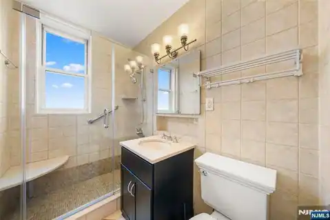 2200 N Central Road 11E, Fort Lee, NJ 07024 — photo 16
