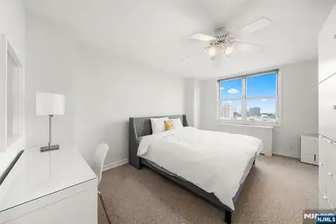 2200 N Central Road 11E, Fort Lee, NJ 07024 — photo 18