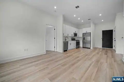 1 Union Avenue 204, Cresskill, NJ 07626 — photo 16
