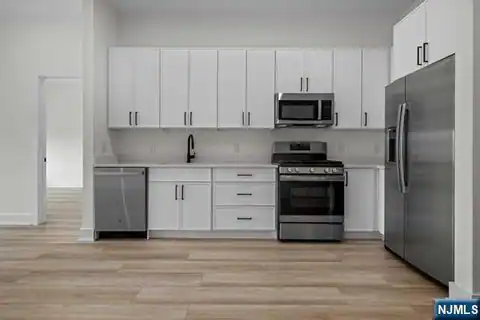 1 Union Avenue 204, Cresskill, NJ 07626 — photo 17