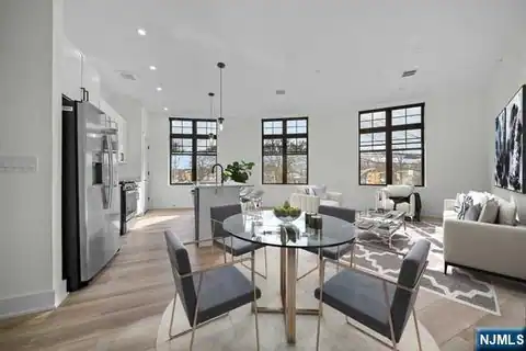 1 Union Avenue 204, Cresskill, NJ 07626 — photo 2