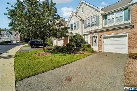 136 Cambridge Drive 1102, Nutley, NJ 07110 — photo 2