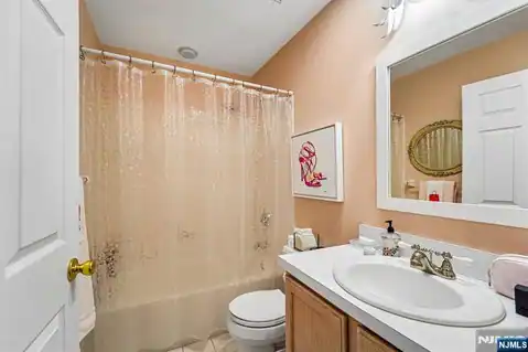 136 Cambridge Drive 1102, Nutley, NJ 07110 — photo 20