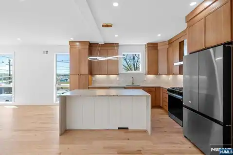 849 Pleasantview 2, Ridgefield, NJ 07657 — photo 4