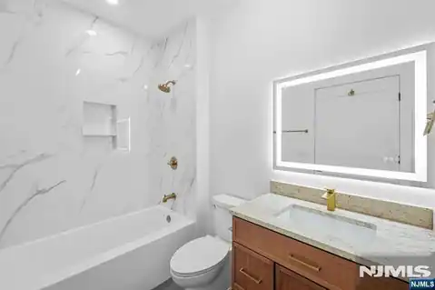 849 Pleasantview 1st Fl., Ridgefield, NJ 07657 — photo 14