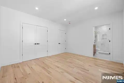 849 Pleasantview 1st Fl., Ridgefield, NJ 07657 — photo 17