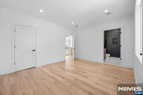 849 Pleasantview 1st Fl., Ridgefield, NJ 07657 — photo 26