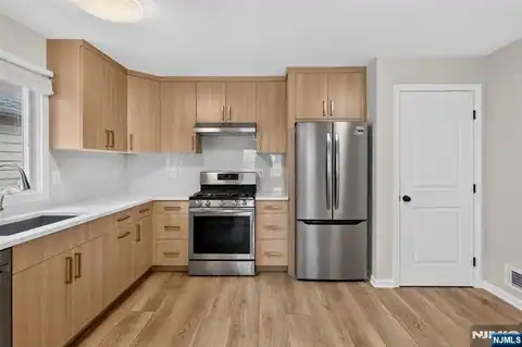 181 Chestnut Street 1, Garfield, NJ 07026 — photo 2