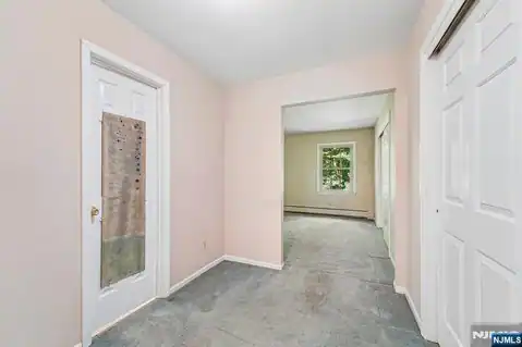11 Allison Court, Allendale, NJ 07401 — photo 23