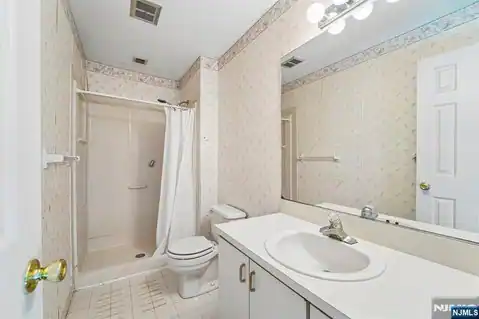 11 Allison Court, Allendale, NJ 07401 — photo 24