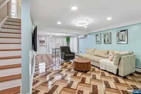 30 Putnam Street, Lodi, NJ 07644 — photo 25