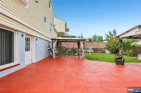 30 Putnam Street, Lodi, NJ 07644 — photo 37