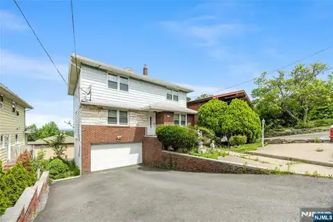 261 10th Street 2, Palisades Park, NJ 07650 — photo 14