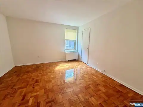 88 Clinton Place A10, Hackensack, NJ 07601 — photo 9