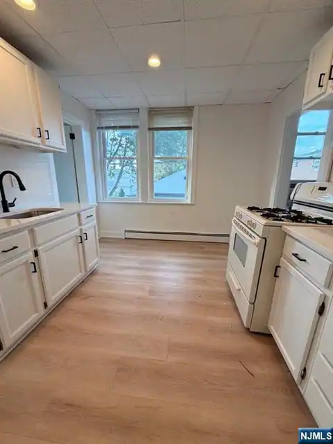 536 Lake Avenue, Lyndhurst, NJ 07071 — photo 6