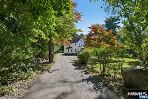 978 Franklin Turnpike, Allendale, NJ 07401 — photo 34