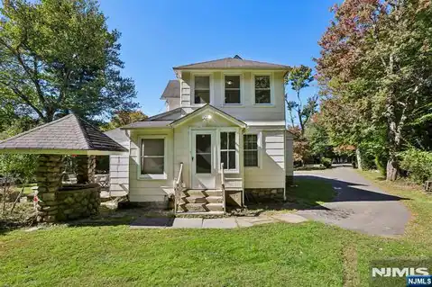 978 Franklin Turnpike, Allendale, NJ 07401 — photo 45
