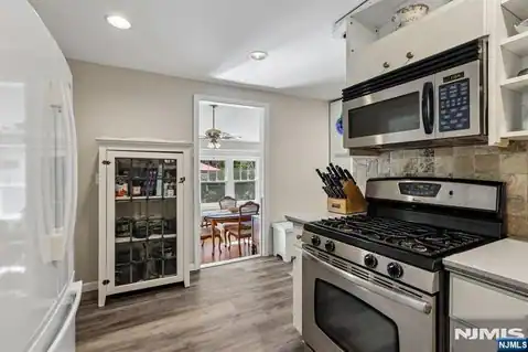 978 Franklin Turnpike, Allendale, NJ 07401 — photo 8