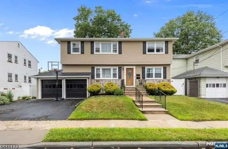 689 Gates Terrace, Union, NJ 07083