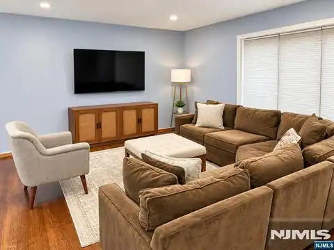 511 Gallows Hill Road, Cranford, NJ 07016 — photo 19