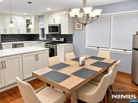 511 Gallows Hill Road, Cranford, NJ 07016 — photo 6