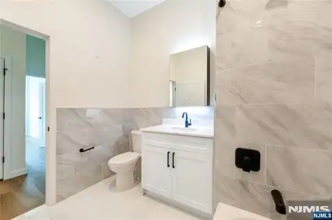 51 Queen Anne Road 302, Bogota, NJ 07603 — photo 6