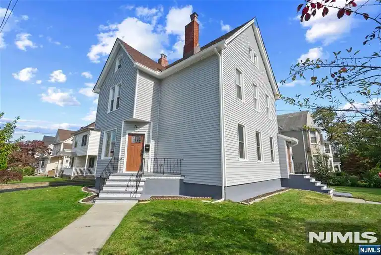 137 Prospect Place, Rutherford, NJ 07070