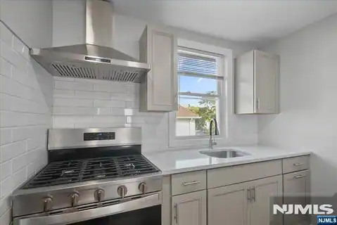 137 Prospect Place, Rutherford, NJ 07070 — photo 14