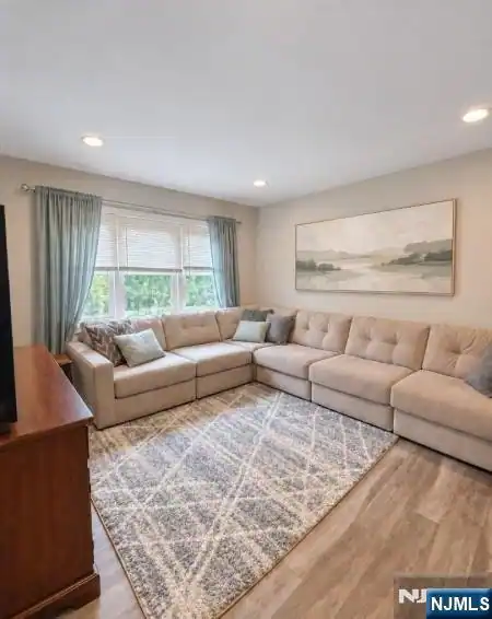 53 Union Street, Montclair, NJ 07042 — photo 4