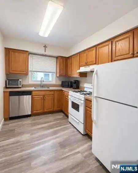 53 Union Street, Montclair, NJ 07042 — photo 5