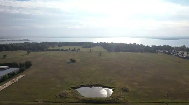 27800 S Hwy 125, Section 4 lot 1, Monkey Island, OK 74331