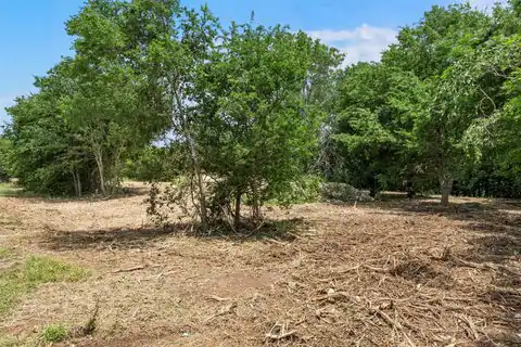 TBD E 1st Street, McGregor, TX 76657 — photo 2