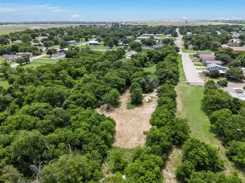 TBD E 1st Street, McGregor, TX 76657 — photo 3
