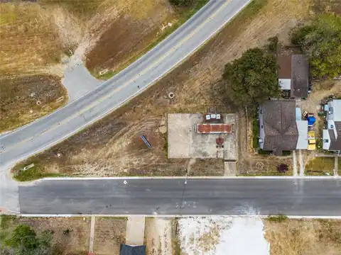 312 E Columbus Street, West, TX 76691 — photo 6