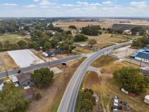 312 E Columbus Street, West, TX 76691 — photo 12