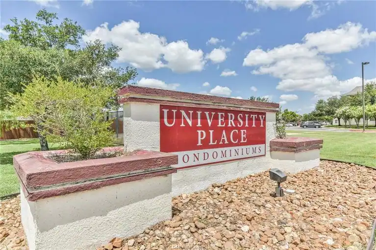 527 Southwest Parkway #303, College Station, TX 77840