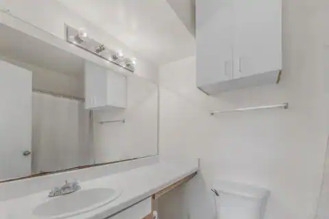527 Southwest Parkway #303, College Station, TX 77840 — photo 11