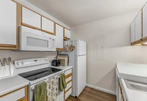 527 Southwest Parkway #303, College Station, TX 77840 — photo 3