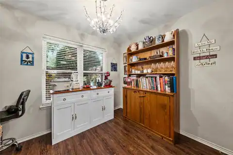 137 Pleasant Grove Lane, Waco, TX 76712 — photo 14