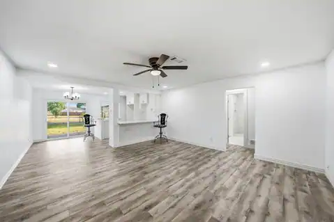 10124 Shayna Drive, Dallas, TX 75217 — photo 5