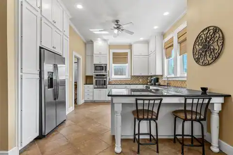 2424 Austin Avenue, Waco, TX 76701 — photo 12