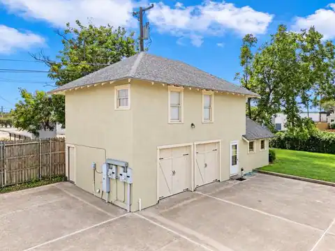2424 Austin Avenue, Waco, TX 76701 — photo 28