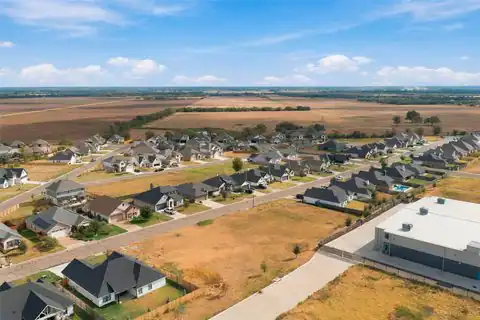 9924 Bridlewood Lane, Waco, TX 76708 — photo 11